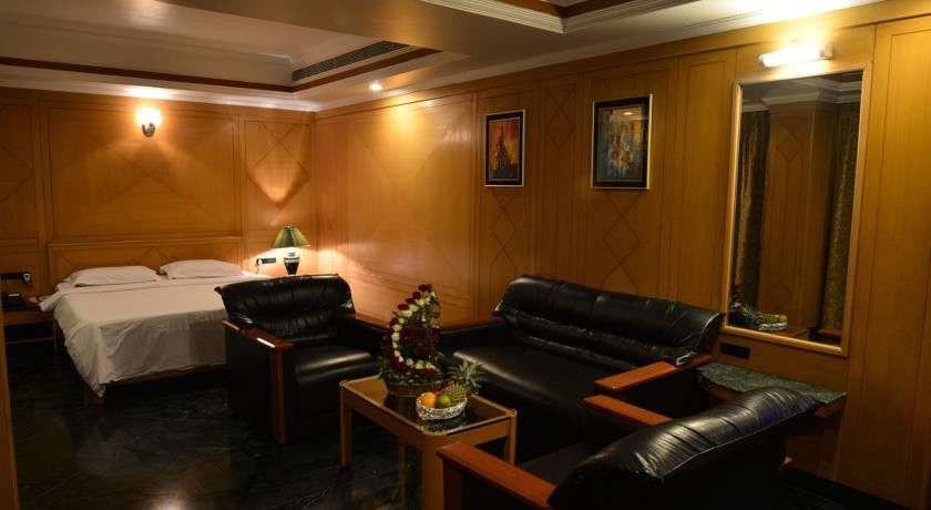 Hotel Kala Sagar Pimpri-Chinchwad Exterior foto